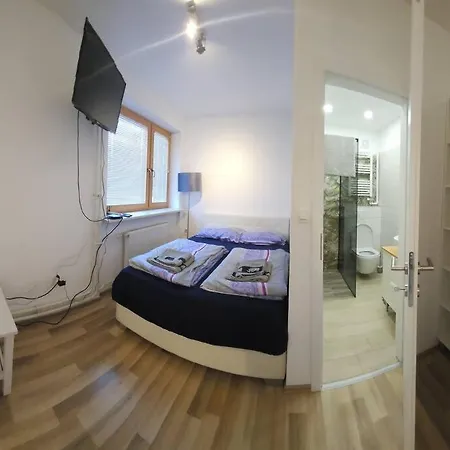 アパート Cozy Near The With Free Parking *