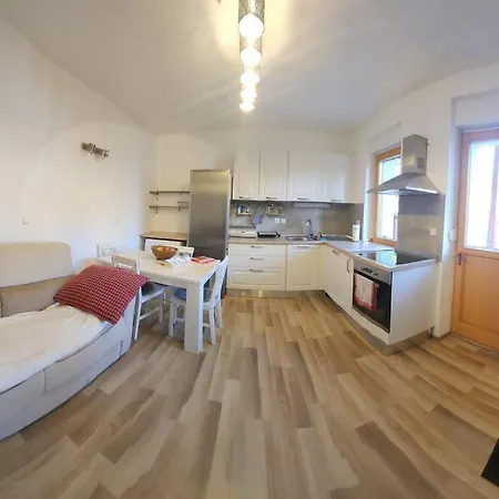 Cozy Apartment Near The City With Free Parking * Ljubljana